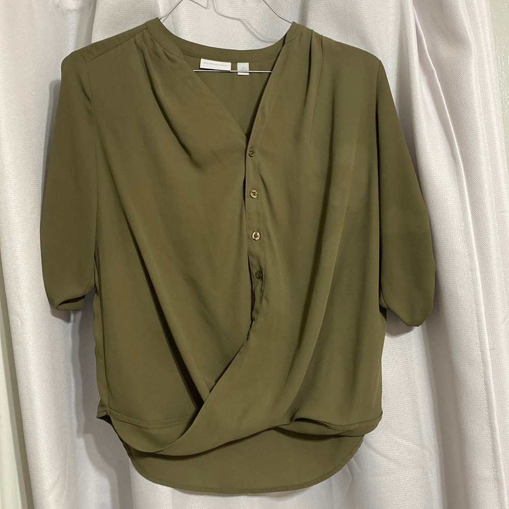 New York & Company Green Blouse Size XS